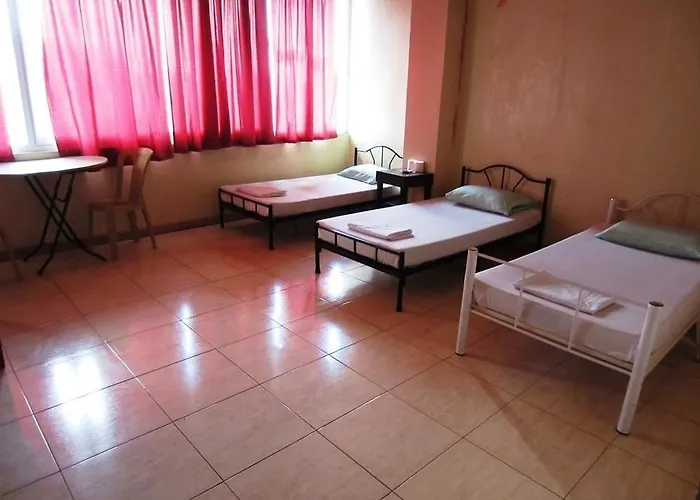 C Est La Vie Hotel Cebu